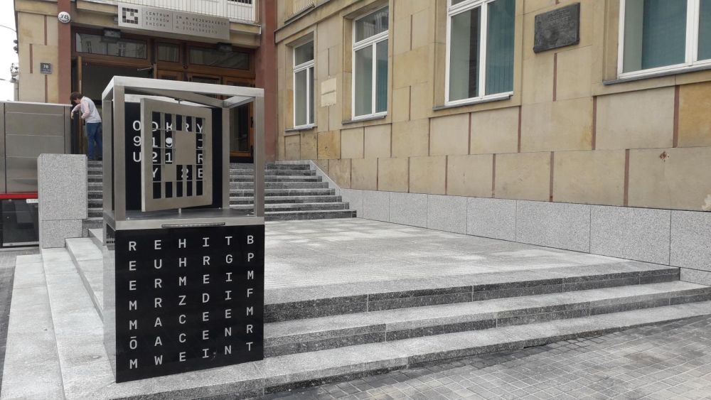Wejście do Collegium Mrtineum oraz Centrum Szyfrów Enigma