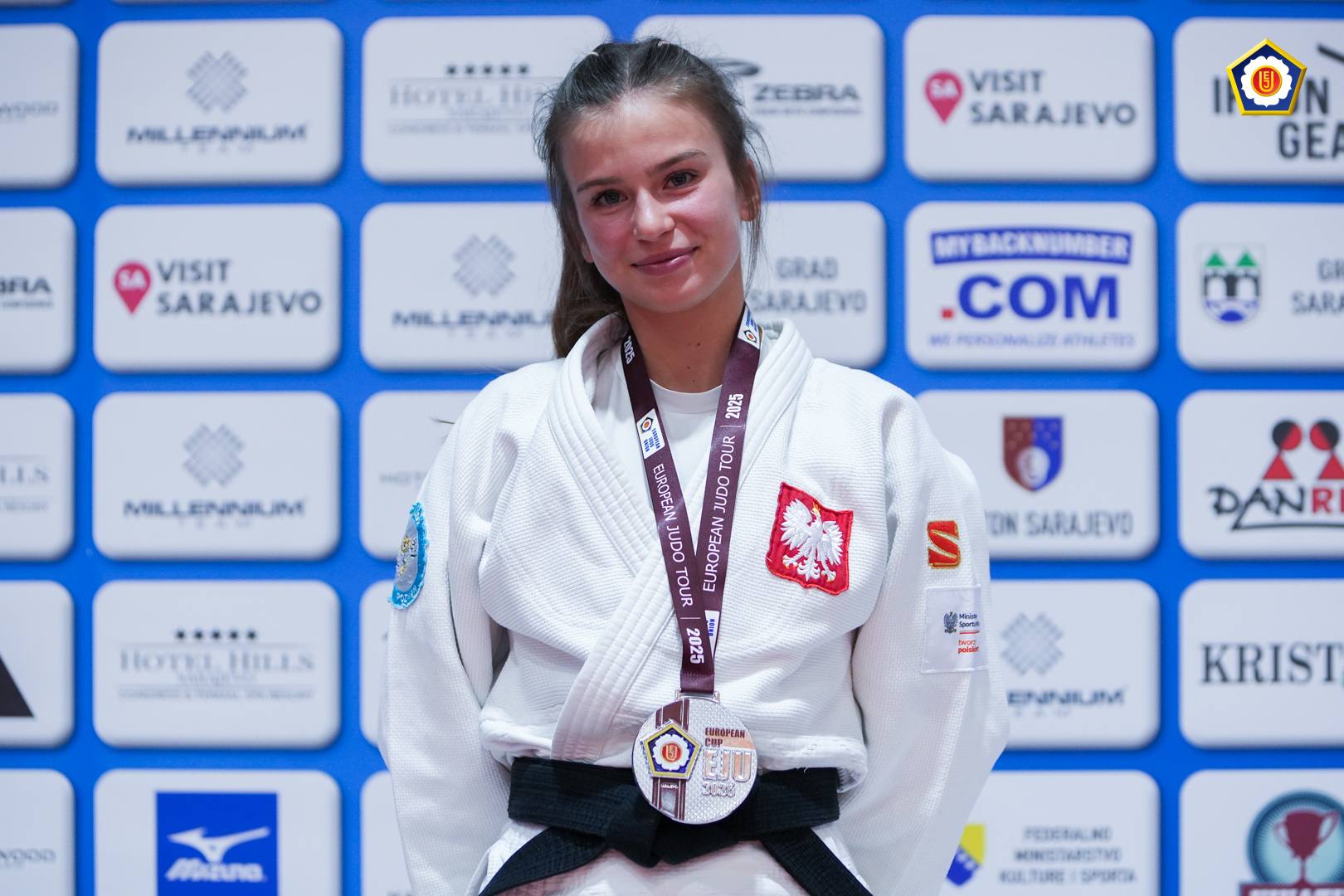 Natalia Stokłosa ze srebrnym medalem fot. Akademia Judo